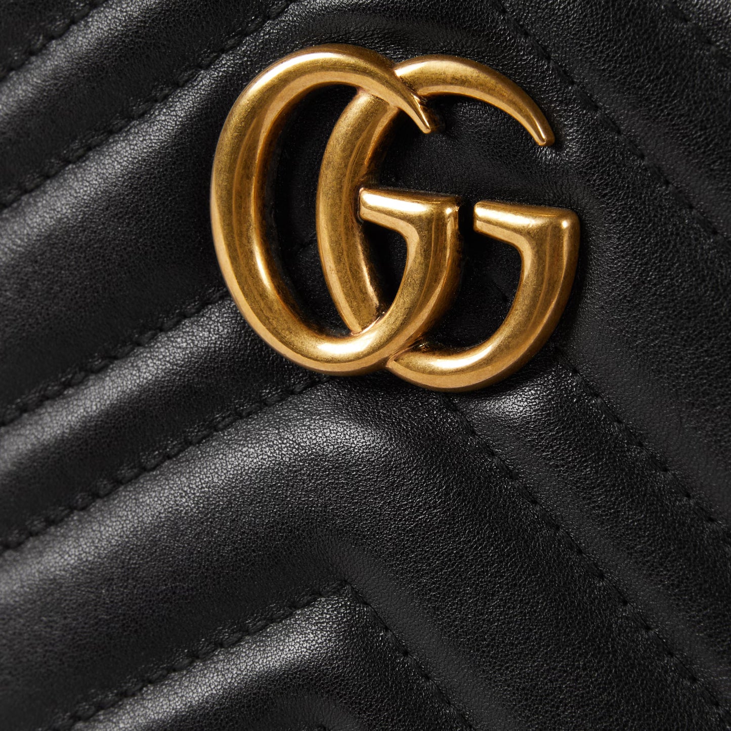 Gucci GG Marmont Mini Camera Bag