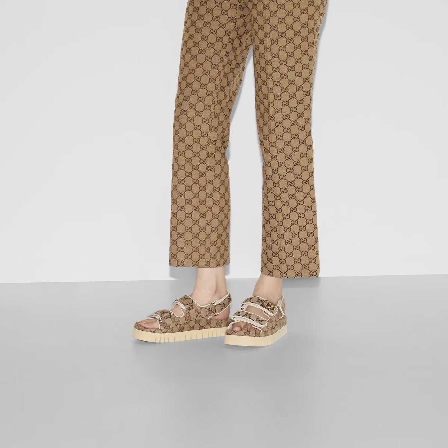 Women's Gucci Sandal With Double G