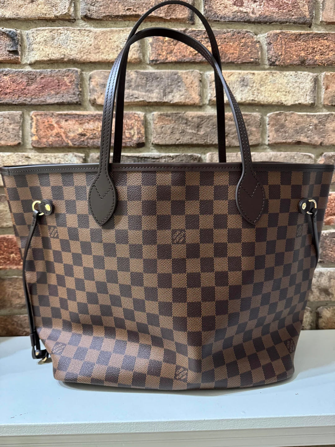 LV