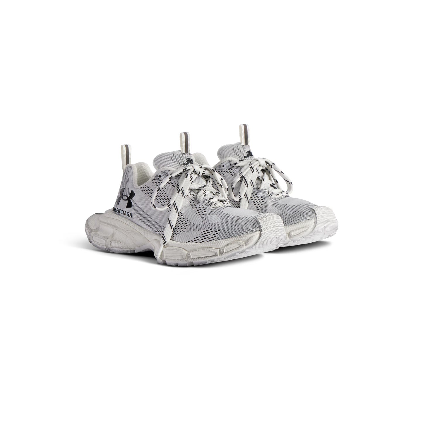 Men's 3XL Knit Sneaker in White/Black