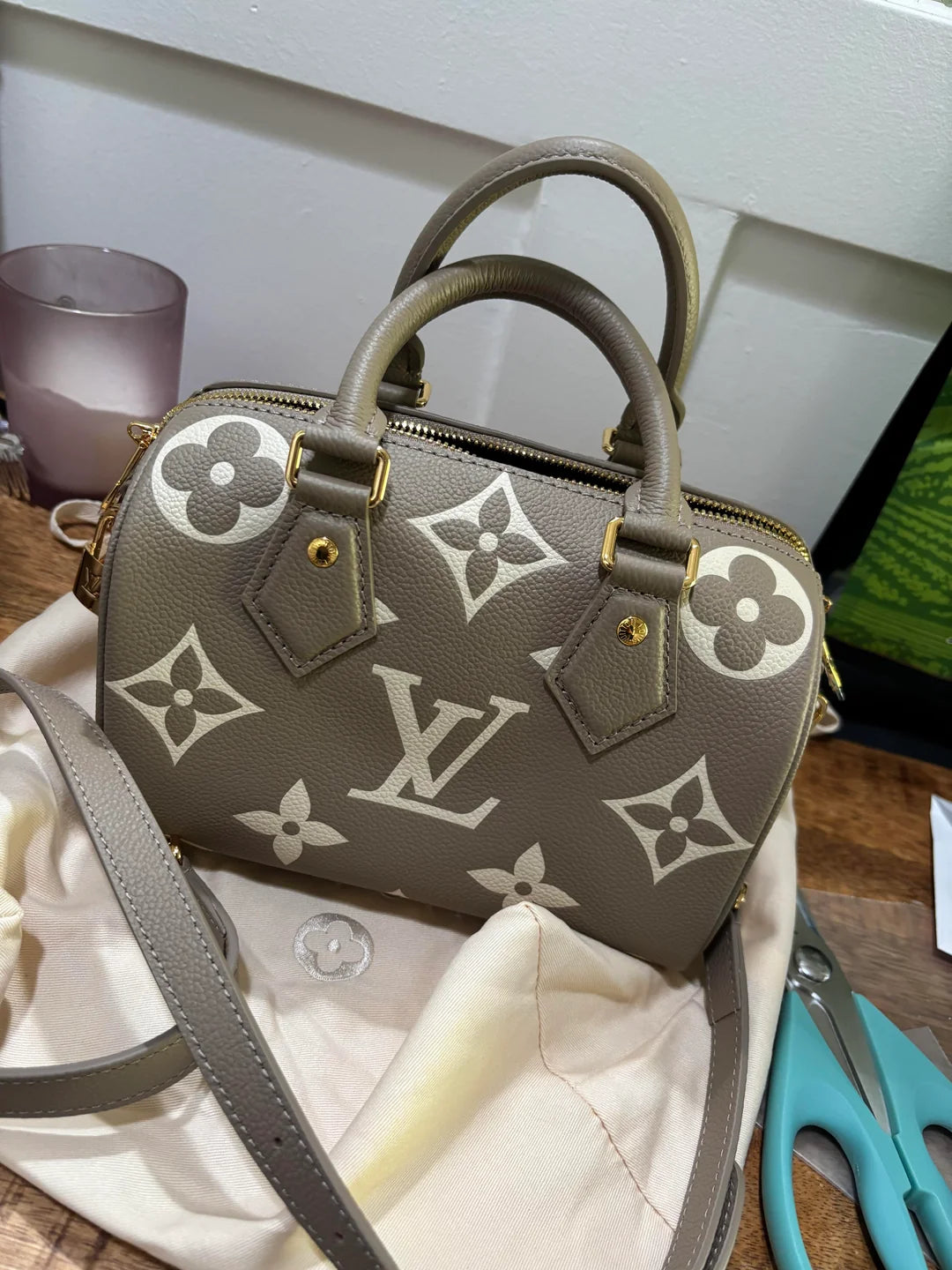 LV
