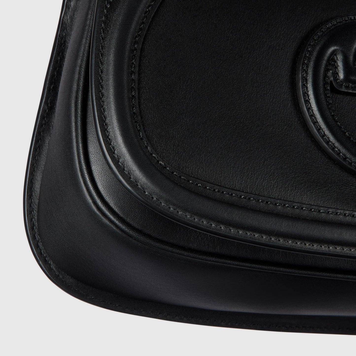 Gucci Blondie Medium Top Handle Bag