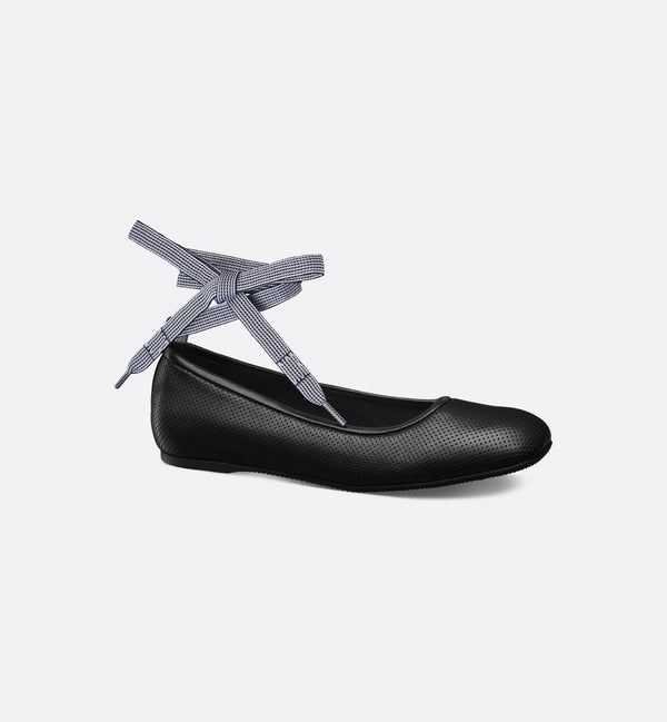D-Journey Lace-Up Ballet Flat