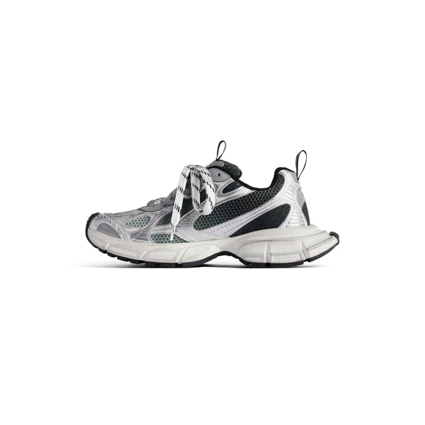 Women's 3XL Gradient Sneaker in Black/Grey/White