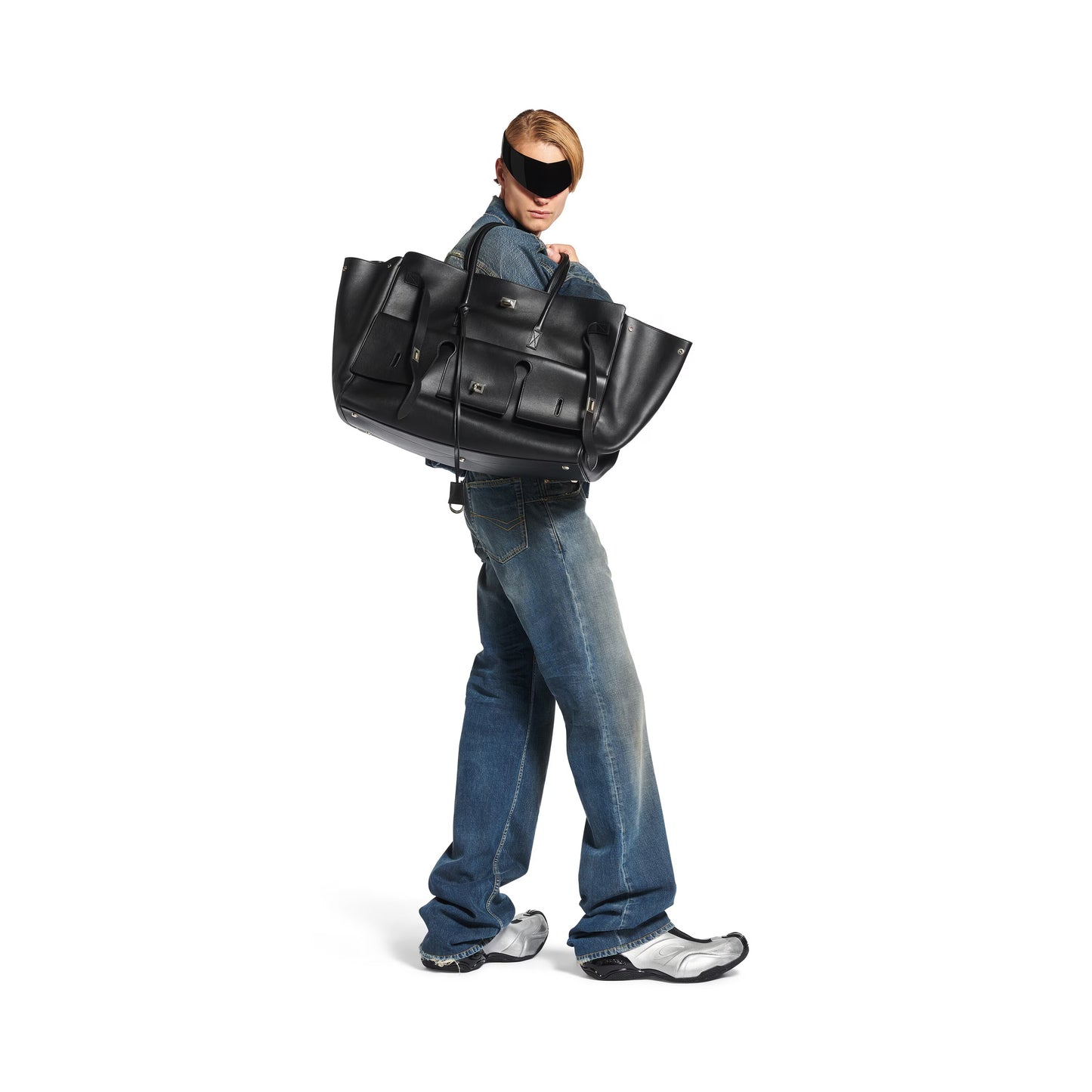 Balenciaga Bel Air XL Carry All Bag in Black