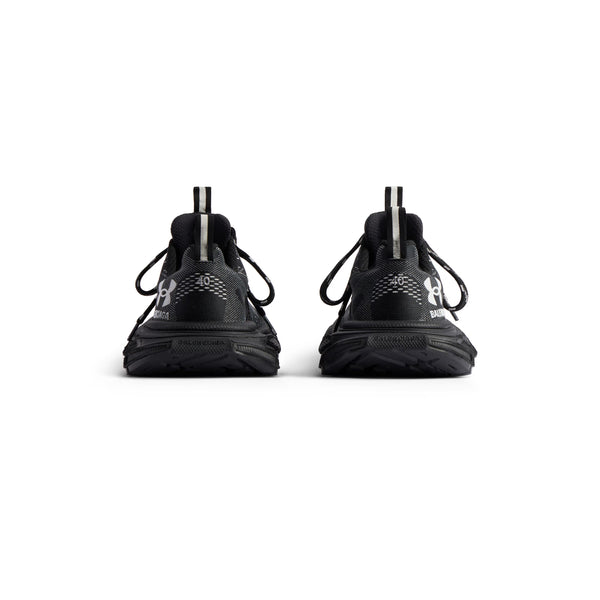 Women's 3XL Knit Sneaker in Black/White